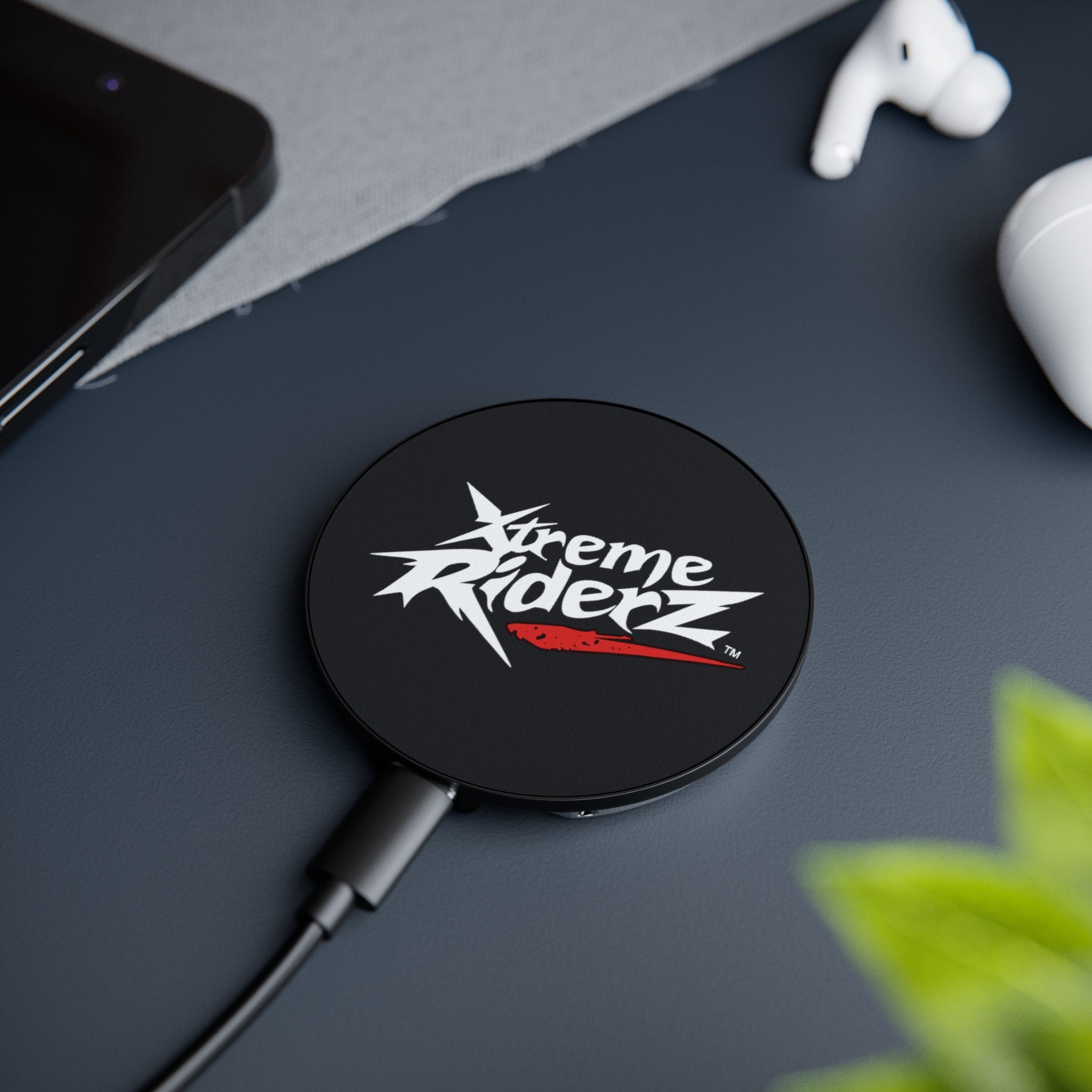 Xtreme Riderz Magnetic Induction Charger